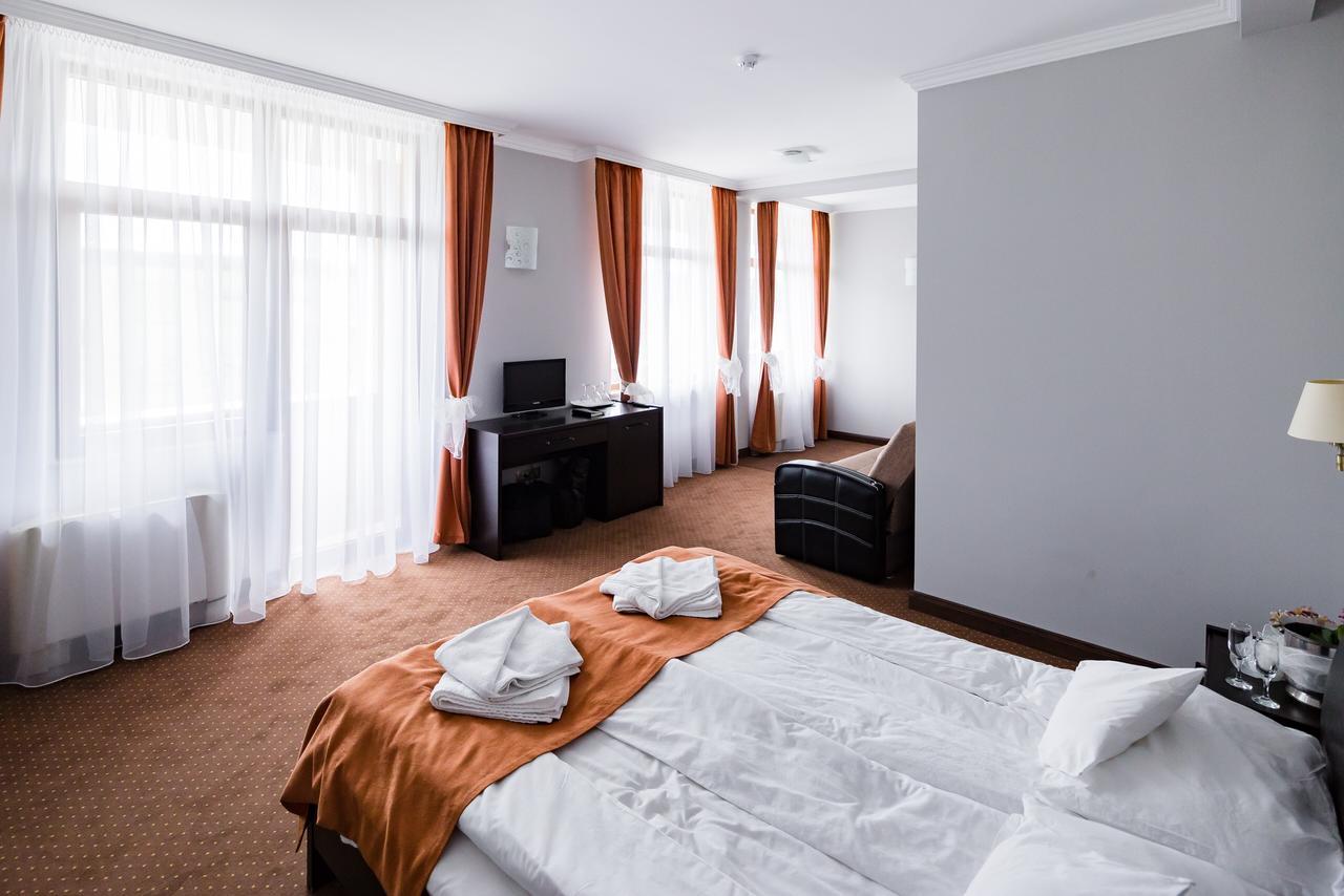 Hotel Transilvania Zalău Екстериор снимка