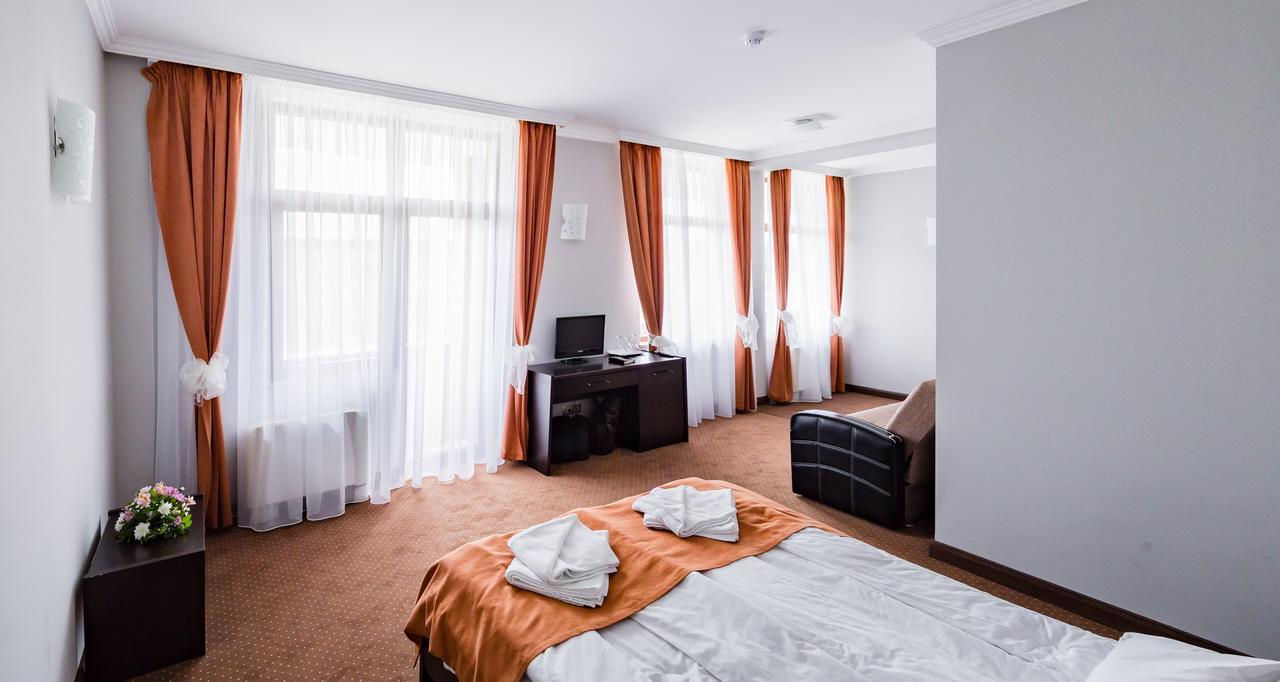 Hotel Transilvania Zalău Екстериор снимка